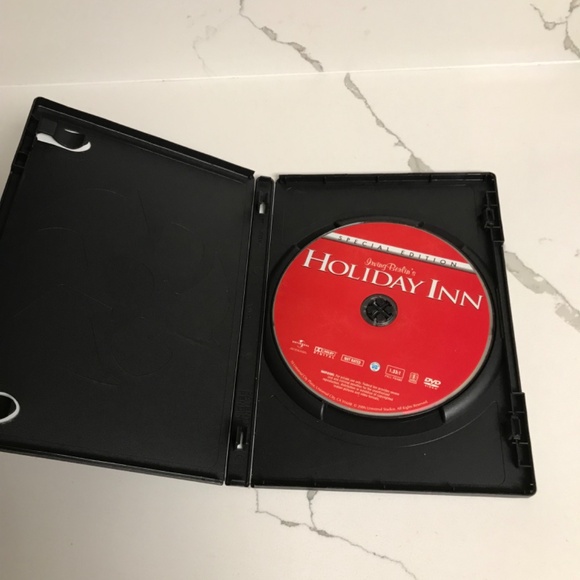 Holiday Inn Classic DVD - Picture 4 of 4